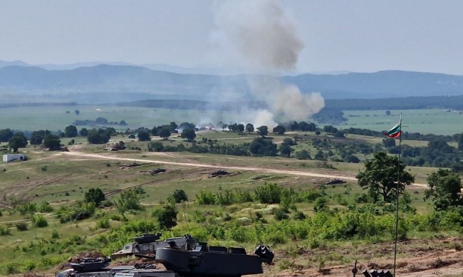 Сухопътните войски на България и Италия ще извършат ротни тактически учения