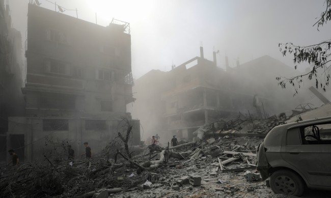 Вече над 14 000 са загинали в Газа