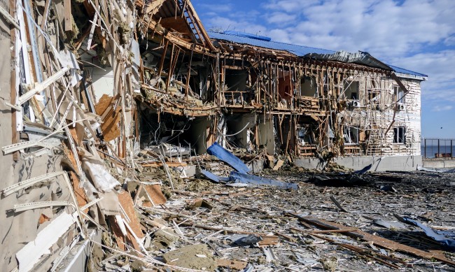 Украйна отчете 170 000 сгради, повредени или разрушени от руската армия