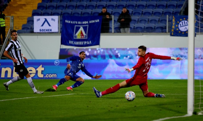 Левски се завърна на победния път, наложи се с 3:0 над Локо Пловдив