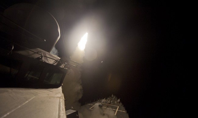 САЩ готвят ответни мерки за атаките на хусите в Червено море
