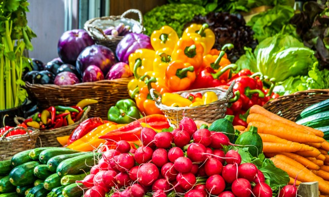 Как да премахнете пестицидите от плодовете и зеленчуците
