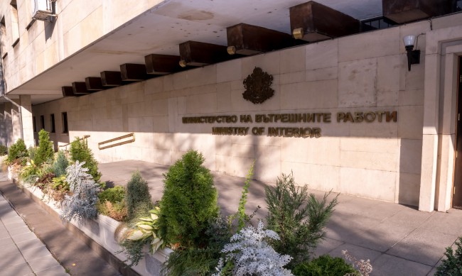 МВР не знаем търсеният за убийството в РСМ да е в България 