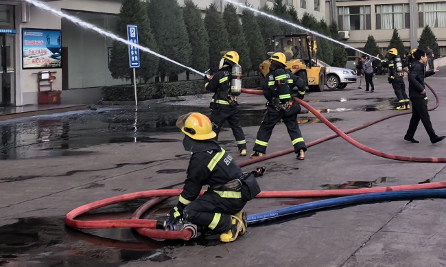 Tри жертви при пожар на болница в покрайнините на Рим