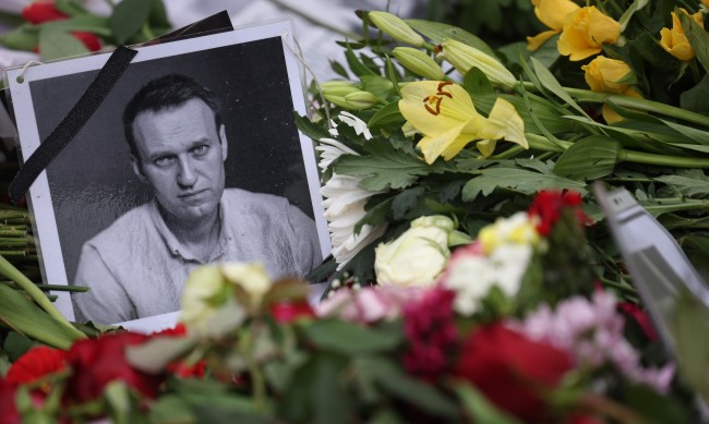Убили Навални с един юмрук в сърцето, стара техника на КГБ?