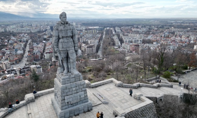 Протест в Пловдив с искане за демонтаж на паметника „Альоша“