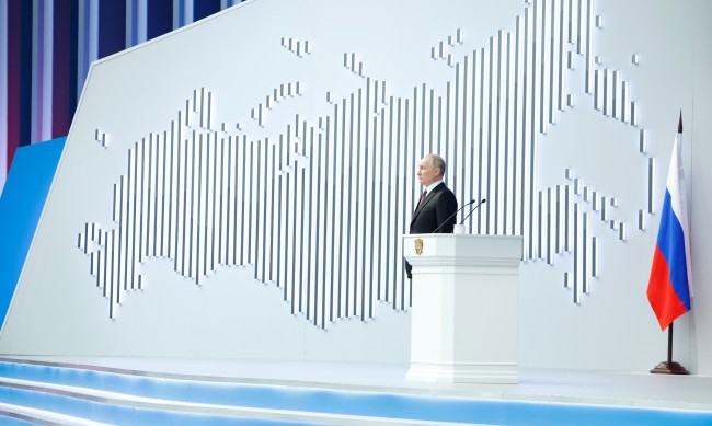 Трябва ли Западът да се страхува от ядрената реторика на Путин?