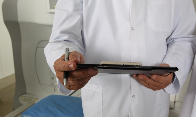 България е над средното ниво по брой практикуващи лекари