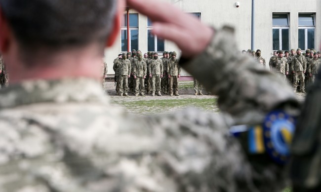 Зеленски подписа новия закон за мобилизацията в армията