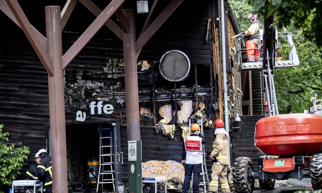 Изгоря зоопарк в Крим, над 200 животни загинаха 