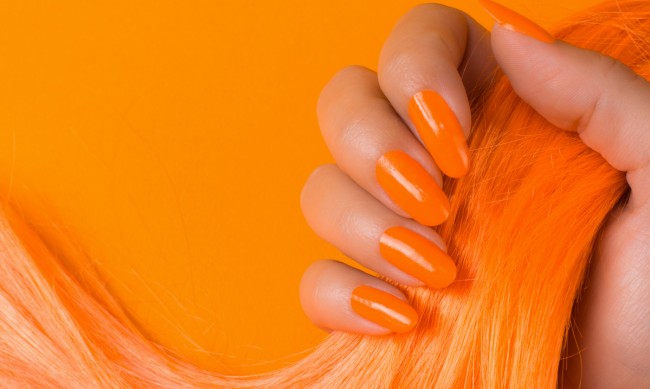 Оранжеви нокти: хит за топлите месеци