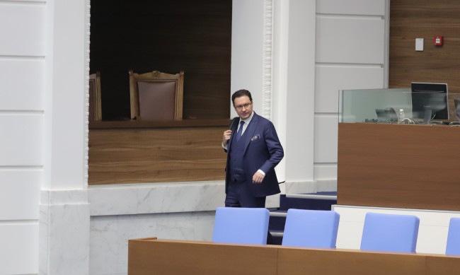 Даниел Митов отказа да е външен министър 