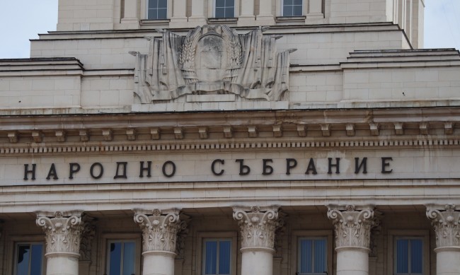 "Левицата" и партията на Божков близо до влизане в парламента?