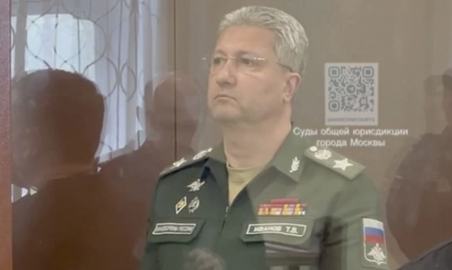 Скандалът в руското министерство на отбраната - задържани са трима