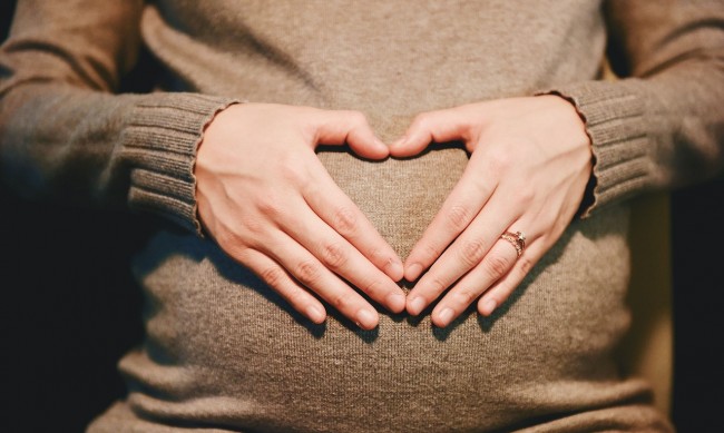 МЗ осигурява безплатни ваксини срещу коклюш на бременните