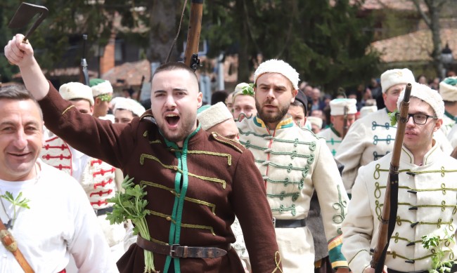 България чества 148 години от избухването на Априлското въстание