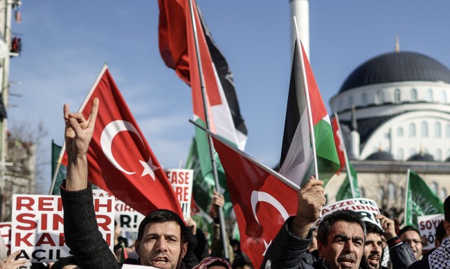 Турция прекрати търговията с Израел заради войната в Газа