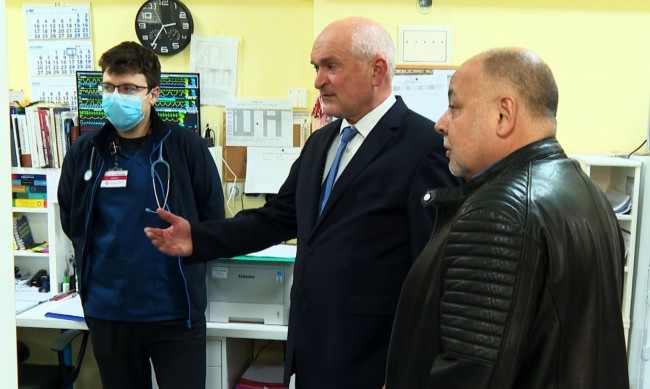 Премиерът Главчев ще инициира среща със здравния министър във вторник