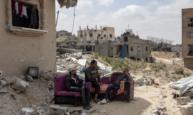 СЗО: При израелска атака в Рафах ще стане "кървава баня"