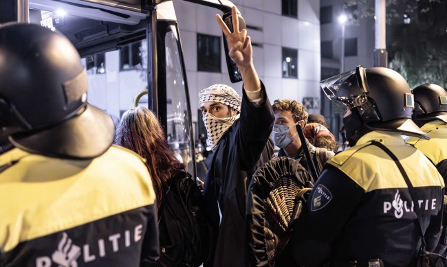 Арести в Амстердам и Берлин на студентски пропалестински протести