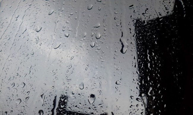 Дъждът продължава да вали в петък в Южна България