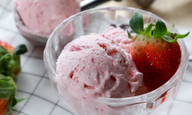 Рецептата Dnes: Сладолед с ягоди