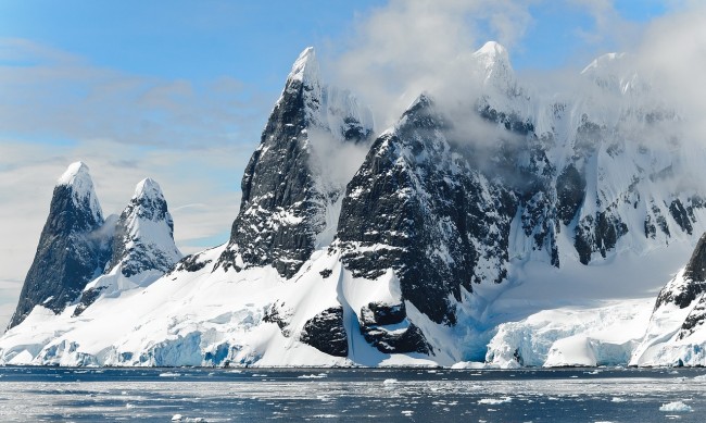Русия е открила огромни запаси от нефт и газ в Антарктида