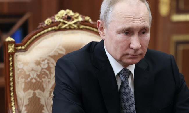 Урсула фон Лайден: Ако Путин спре бомбардировките, преговорите може да са на другия ден