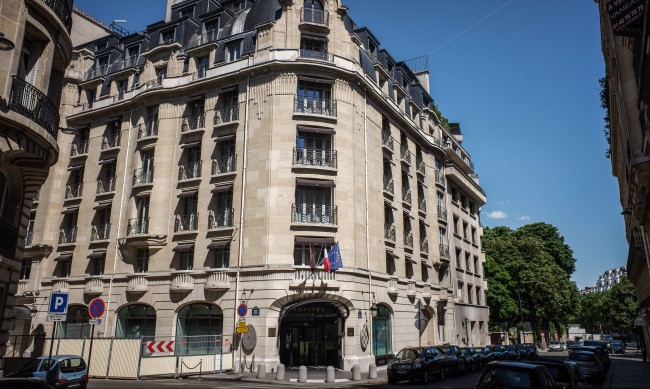 В Париж свалиха цените за нощувка в хотел на 411 евро
