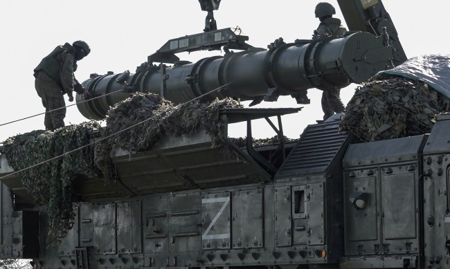 Русия е започнала тестването на тактически ядрени оръжия 