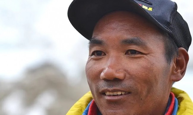 Шерпът Ками Рита покори Еверест за рекорден 30-и път