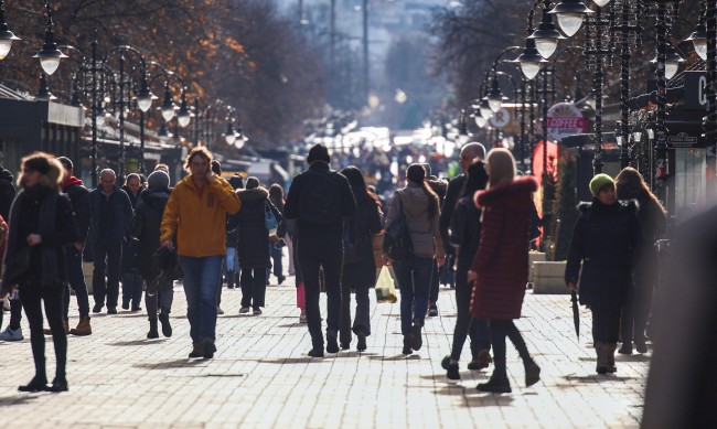 56% от българи не се тревожат за финансите на семейството и за работата си