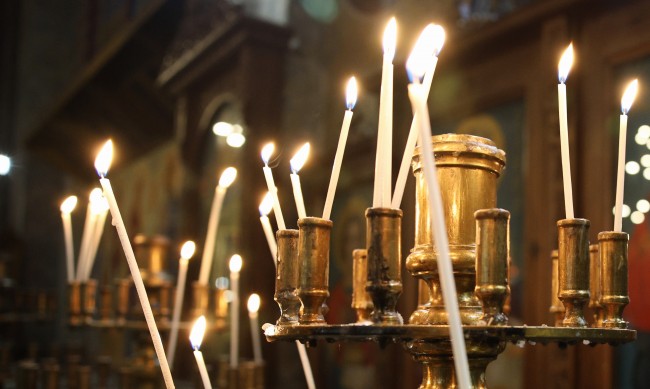 Сръбският патриарх отслужи литургия срещу "българския окупатор"