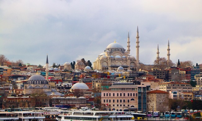 85% от турците искат промяна на управлението