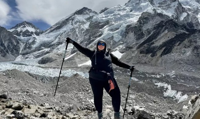 Към Еверест вече могат да се запътят и туристи с наднормено тегло, които се катерят бавно