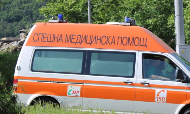 Мотоциклетист пострада тежко, пътят Ловеч – Левски е затворен
