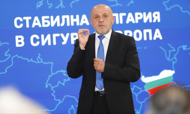 Дончев: Партньорствата в следващия парламент ще са трудни или невъзможни