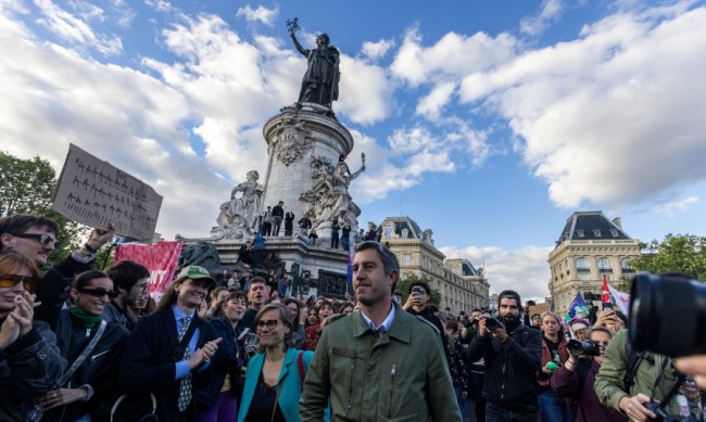 Вълна от протести във Франция преди предсрочните избори