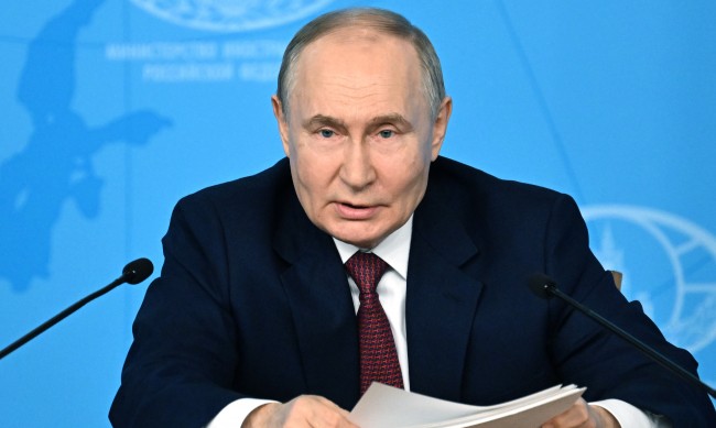Путин обяви условията си за спиране на огъня в Украйна