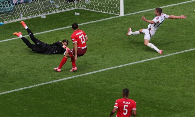 Швейцария победи Унгария с 3:1, Дуа от "Лудогорец" откри резултата