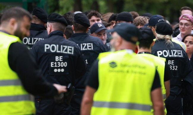 Германската полиция спряла 900 незаконни влизания в страната преди Евро 2024