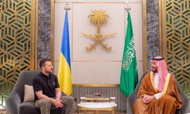 Обмислят в Саудитска Арабия да е втората среща за мир в Украйна