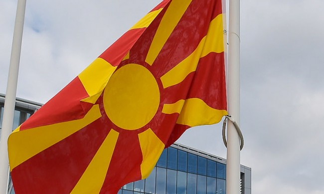 Почина Стоян Андов - първият председател на парламента на Р Македония