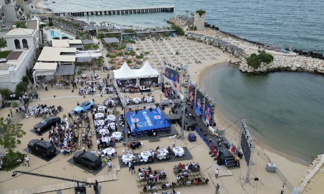 Плажната арена на SENSHI 22 с грандиозно бойно шоу на 6 юли