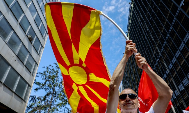 Скопие се оплака: ЕС прилага двойни стандарти към евроинтеграцията на Северна Македония