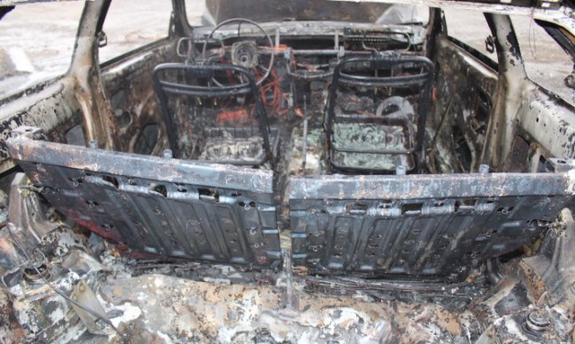Два автомобила изгоряха тази нощ в сливенското село Блатец