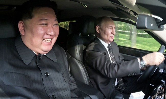 Politico разкрива: Путин ще използва севернокорейци като пушечно месо