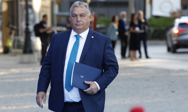 Орбан формира ново, крайнодясно политическо семейство