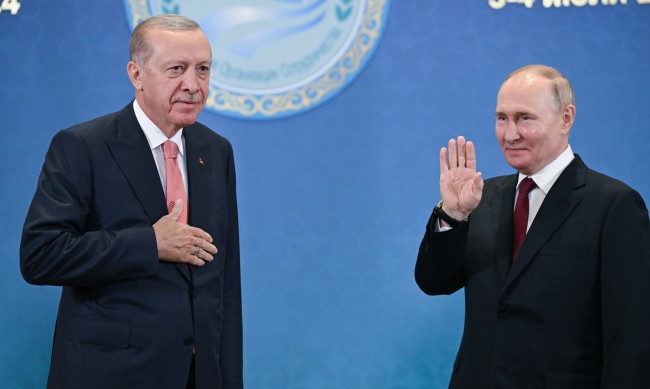 Москва: Ердоган не може да е посредник за Украйна