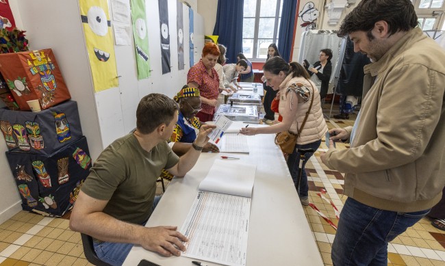 Рекордна избирателната активност на вота във Франция 